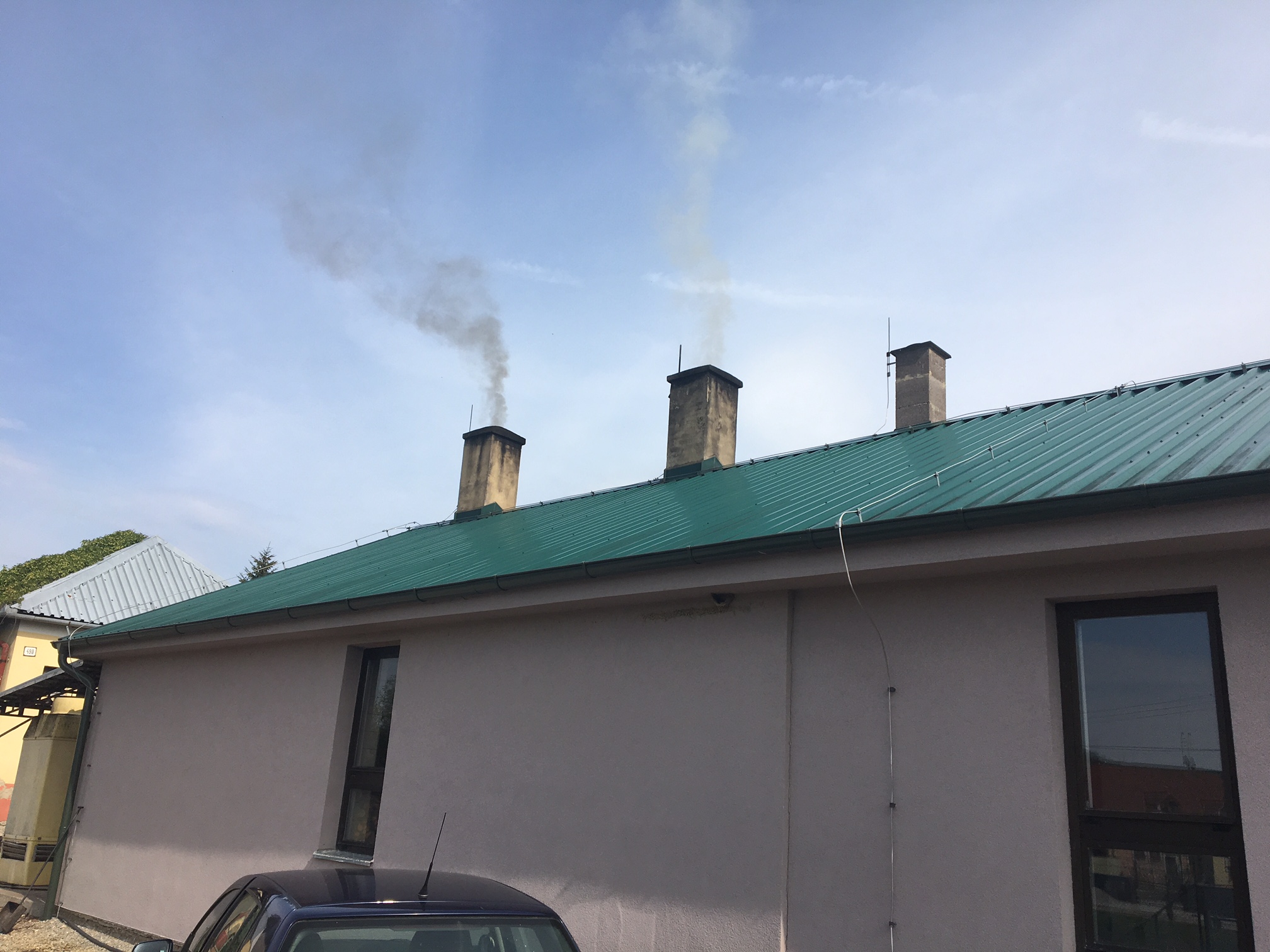 ovzdu&scaron;ie, vykurovanie, obnoviteľn&eacute; zdroje, kotol, tuh&eacute; palivo