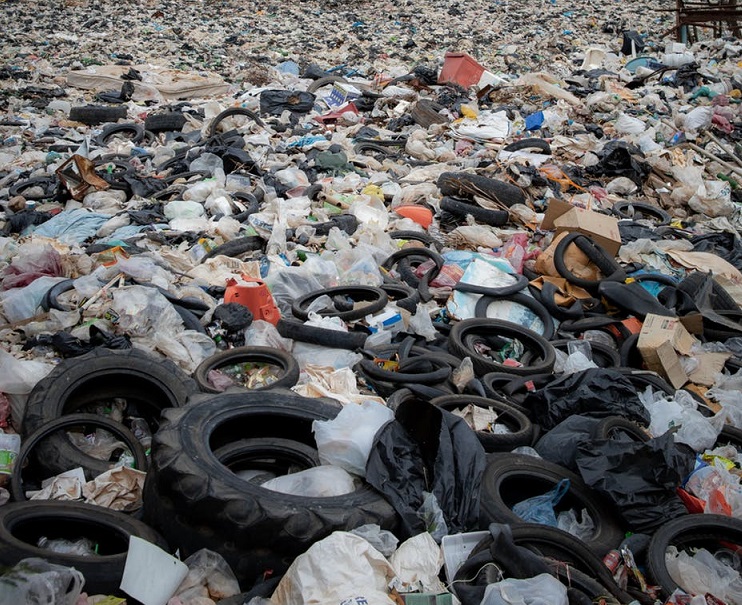 odpad, palivo, smeti, vyn&aacute;lez